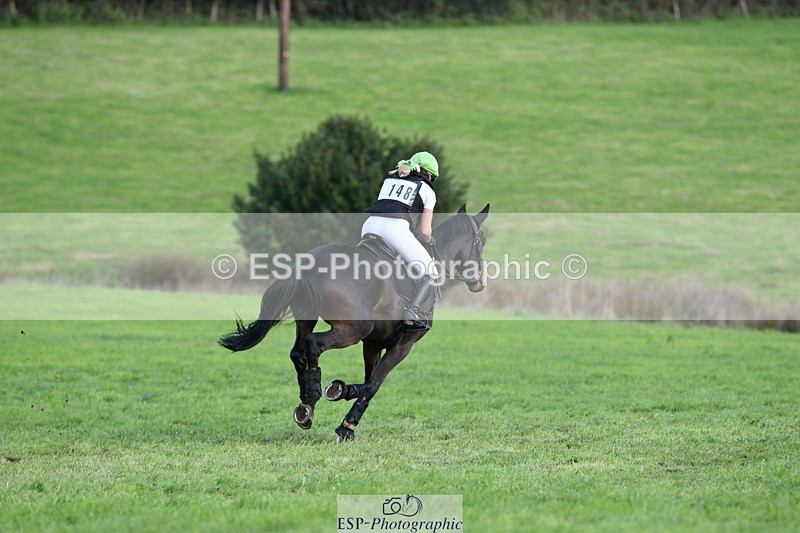 251024A-131028-11924 - B-148-Tarka.Abraham