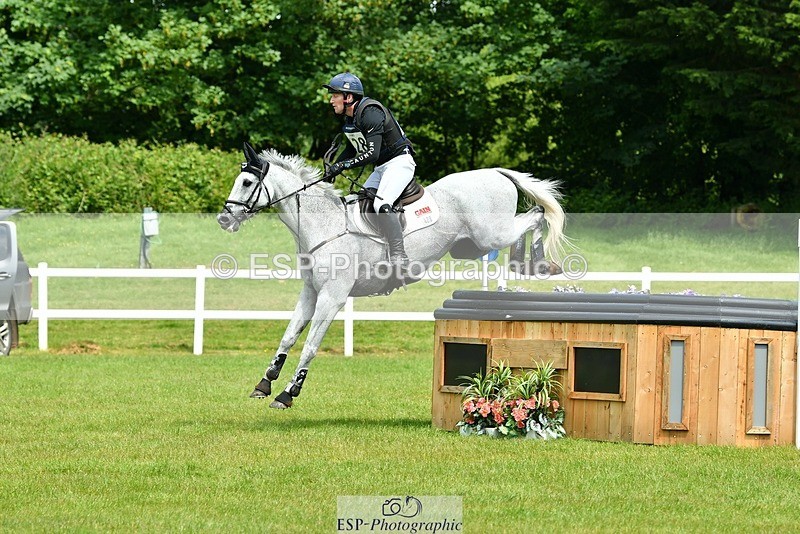 230528-130742-17137 - 428-SWALLOW_SPRINGS-Oliver_Townend-XC