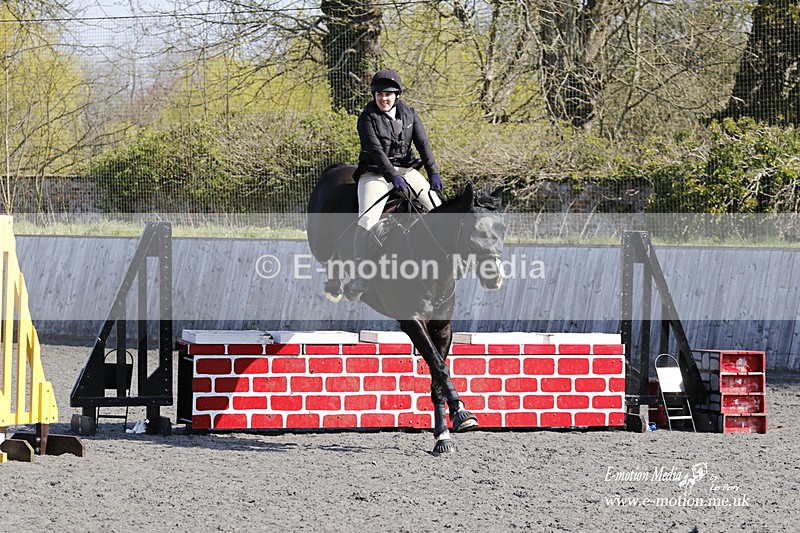 _EST0919 - Bourne Valley Riding Club Winter Showjumping 27/03/22