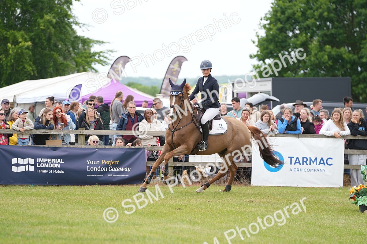 SBM_06472 - Class 202 - National 1.40m Open