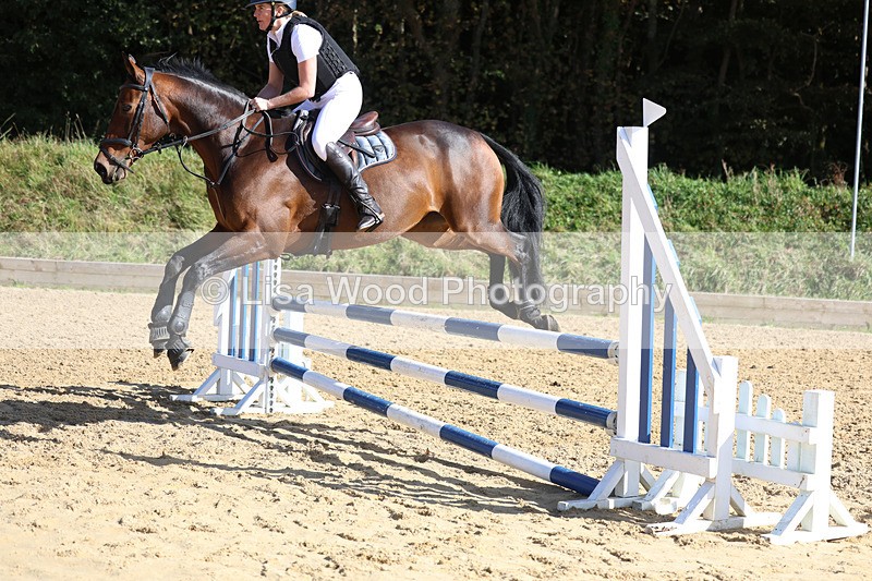 3E7A5142 - Class 9: 80cm Senior