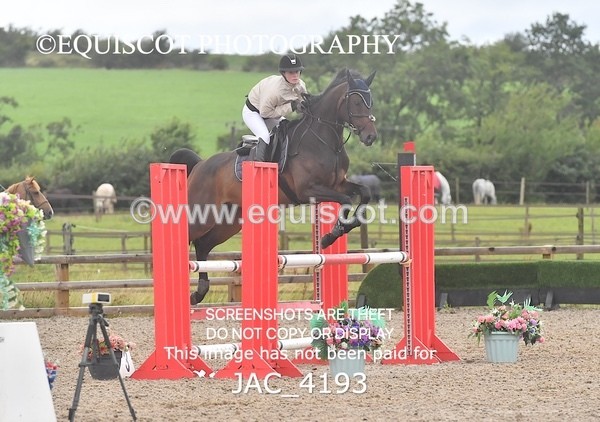 JAC_4193 - CLASS 6 Senior Newcomers/ 1.10m Open