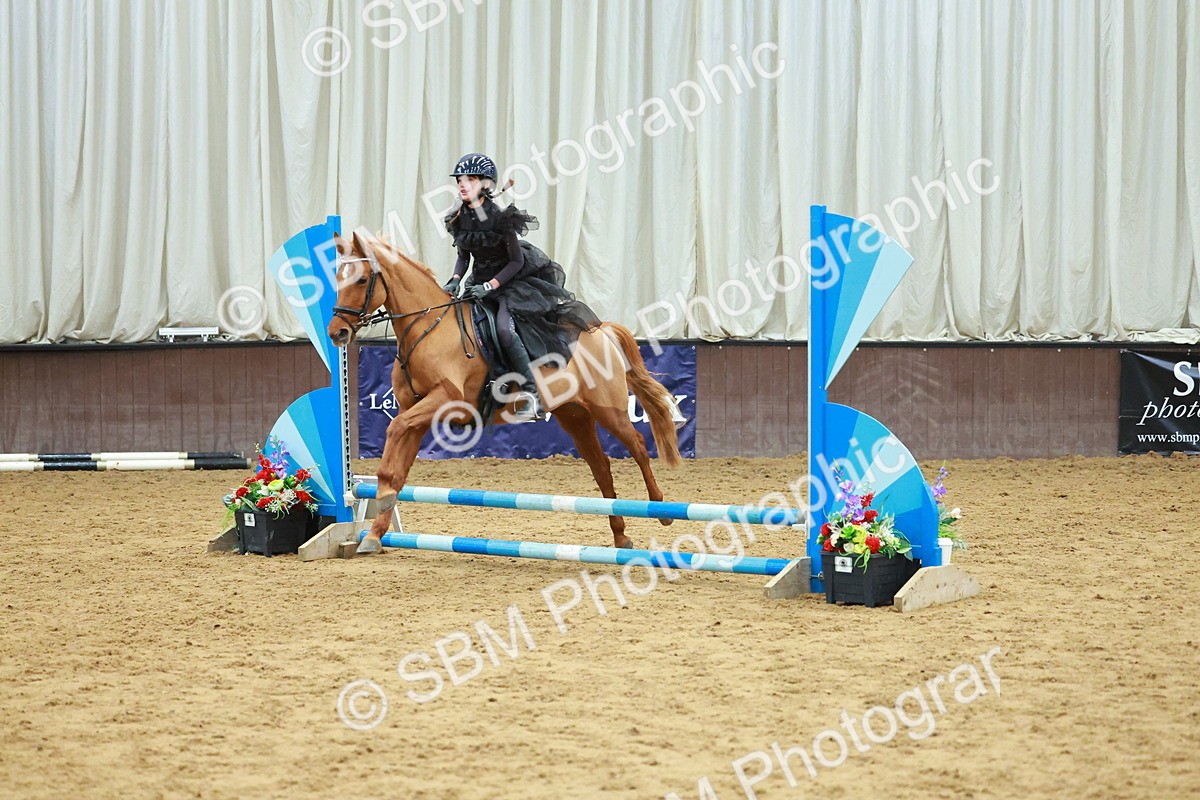 SBM_002557 - Class 3 - Horse & Hound (60cm)