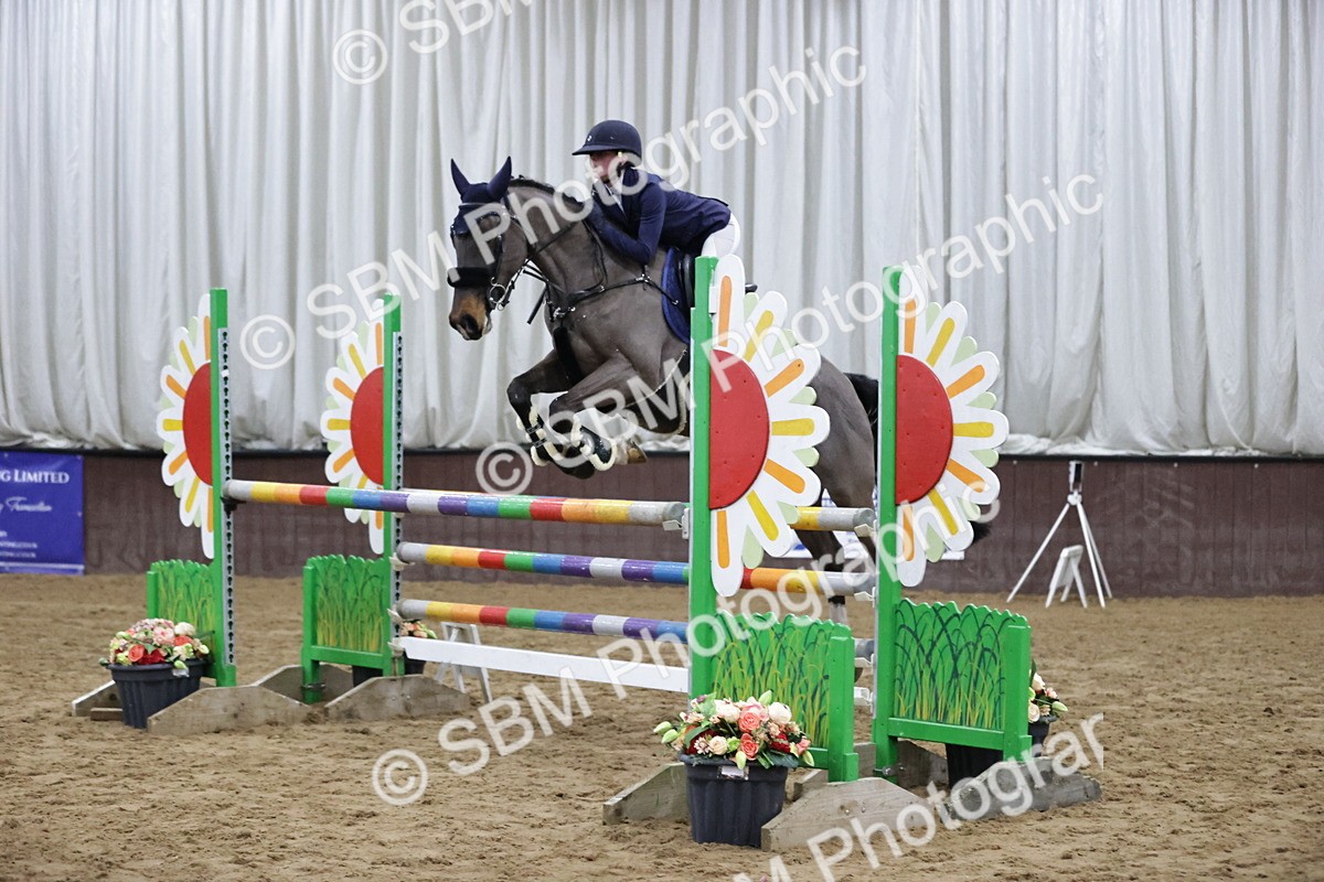 SBM_001059 - Class 4 - Senior Newcomers/ 1.10m Open