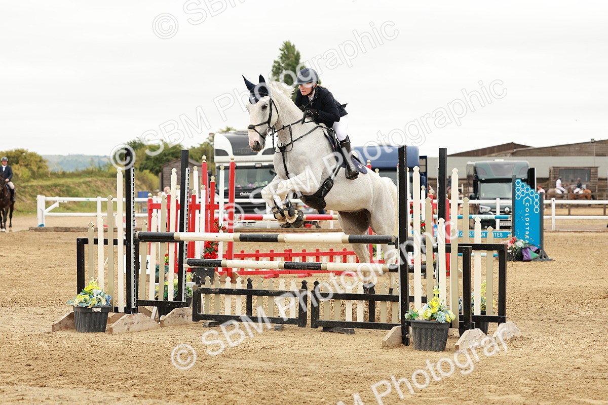 SBM_016765 - Class 20 - Senior Newcomers - 1.10m