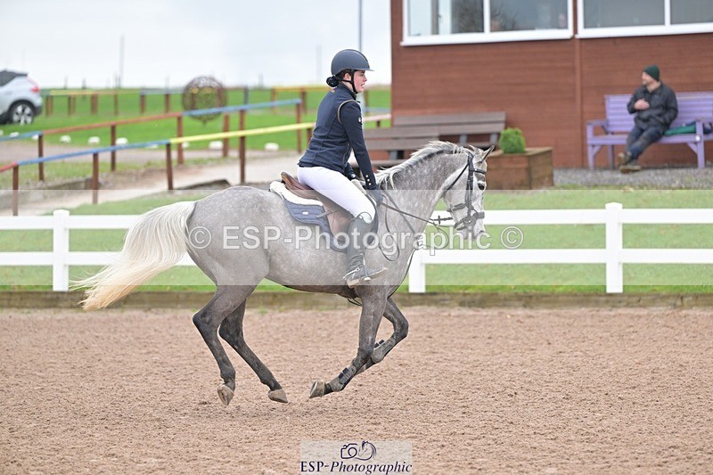 251116-113423-01245 - Cls 5 Pony Discovery and 90cm Open