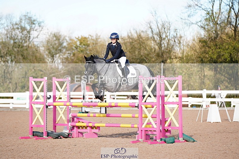 241027A-115556-02636 - SUN Cls 6 Pony Newcomers and 1m Open