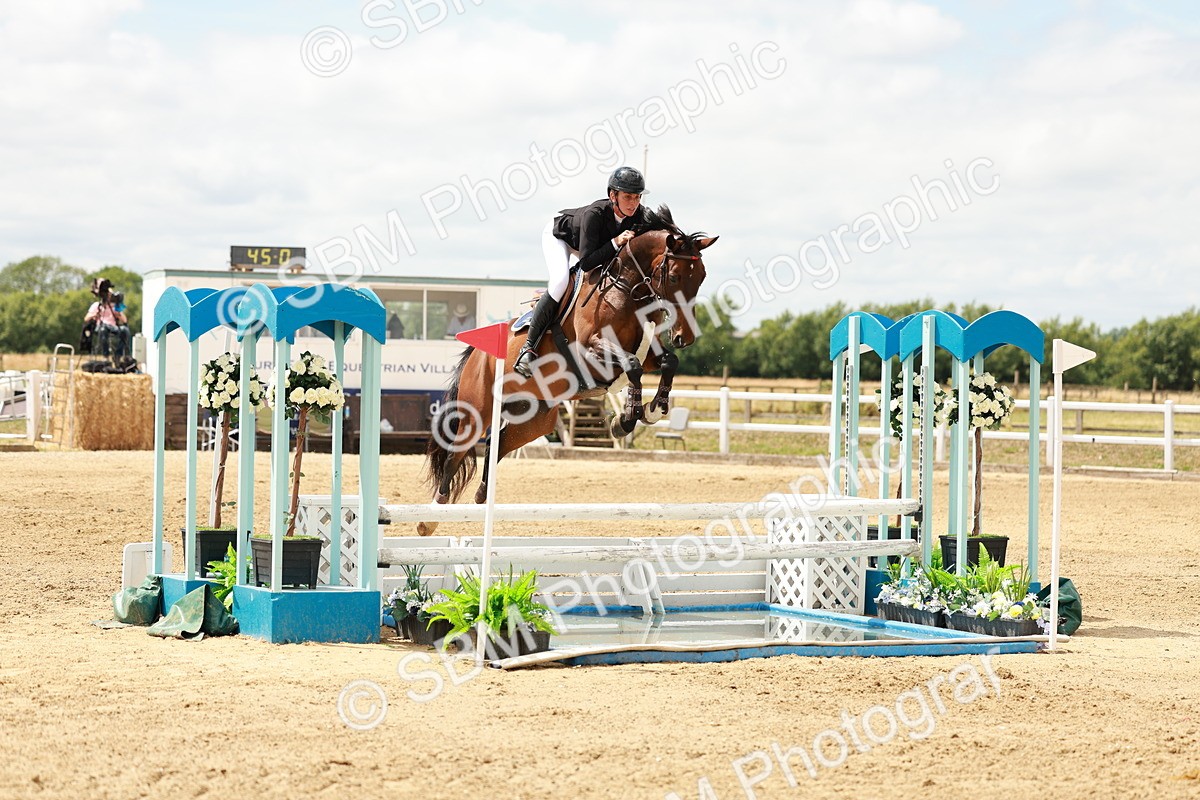 SBM_018443 - Class 21 - Senior Newcomers Championship 2d Rd