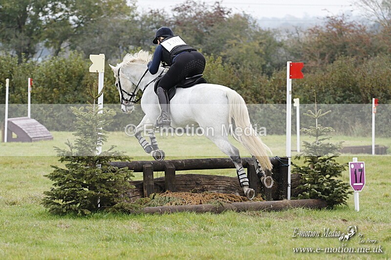 WWHT 181020 WWHT 181020 1091 - WWEC Novice Pairs (0.80m) 18/10/20