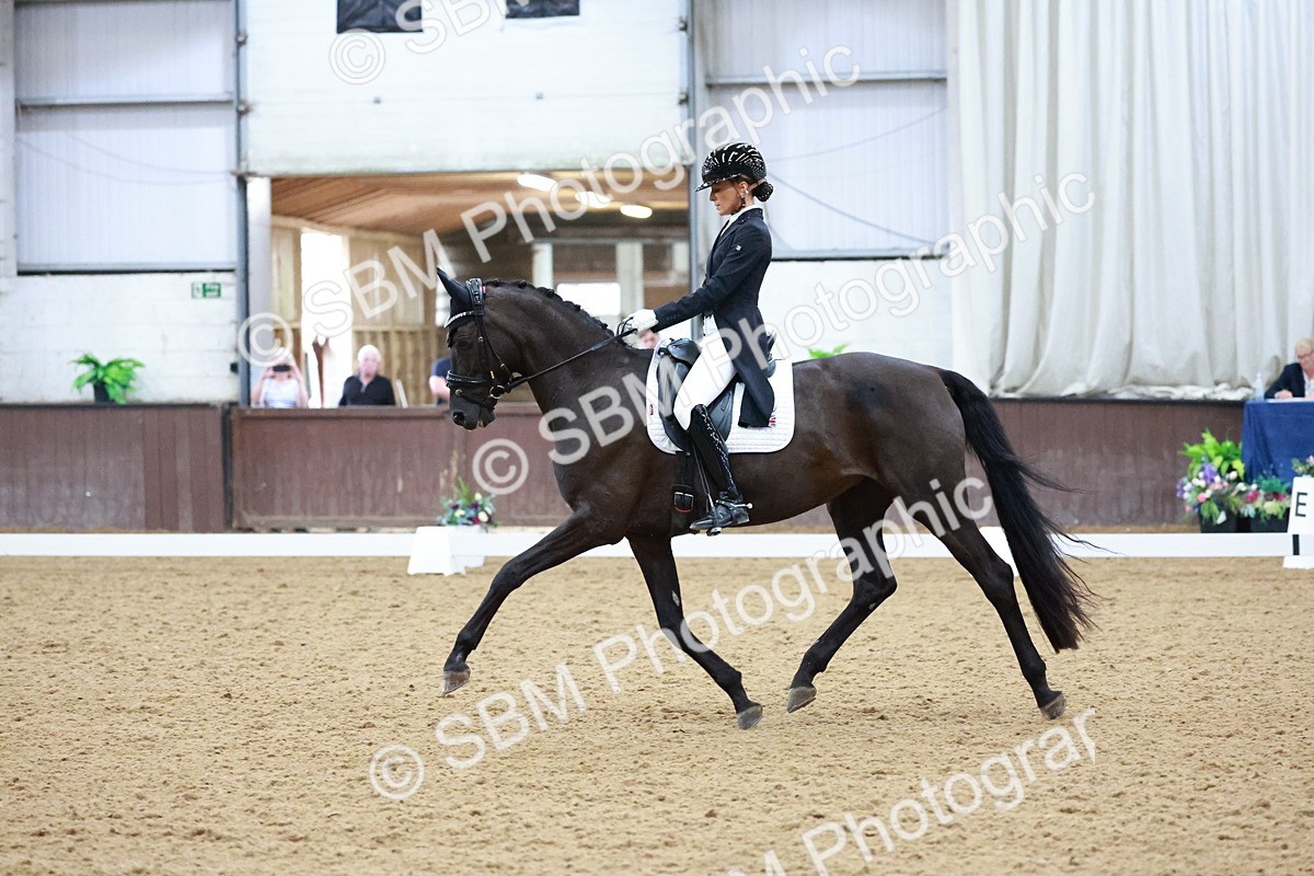 SBM_021169 - Class 14 - FEI Grand Prix - 17.40-18.34