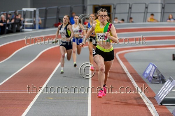 CEREL-925326 - Track Female Set Two