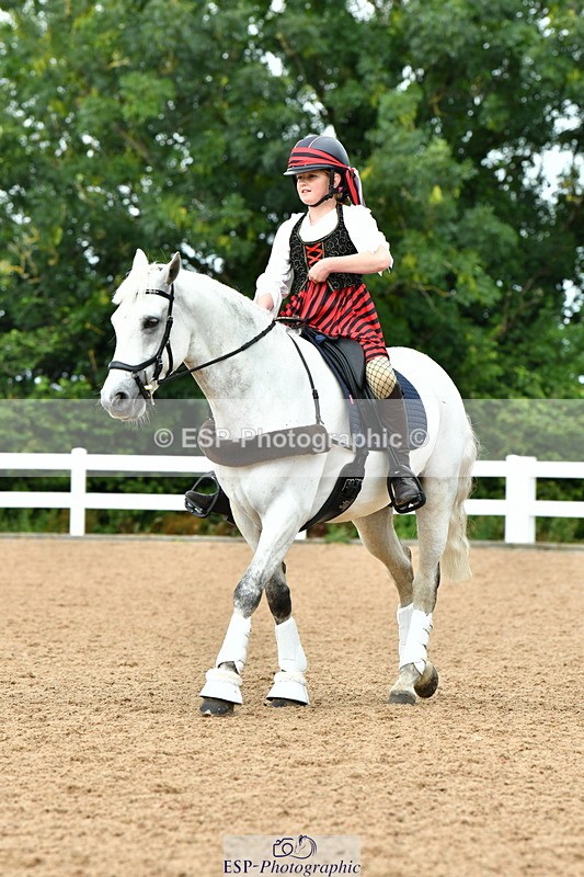 230804A-110225-02112 - Musical Ride