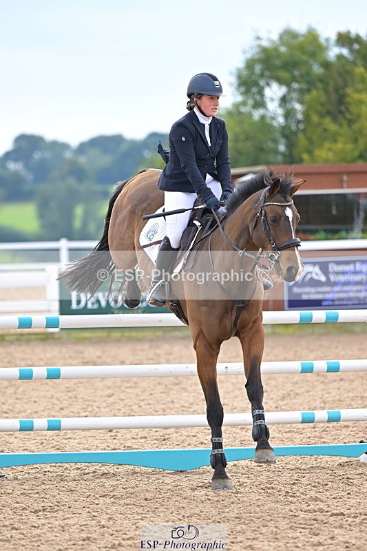 241004A-144127-02506 - Fri 12 1.15m Members Cup