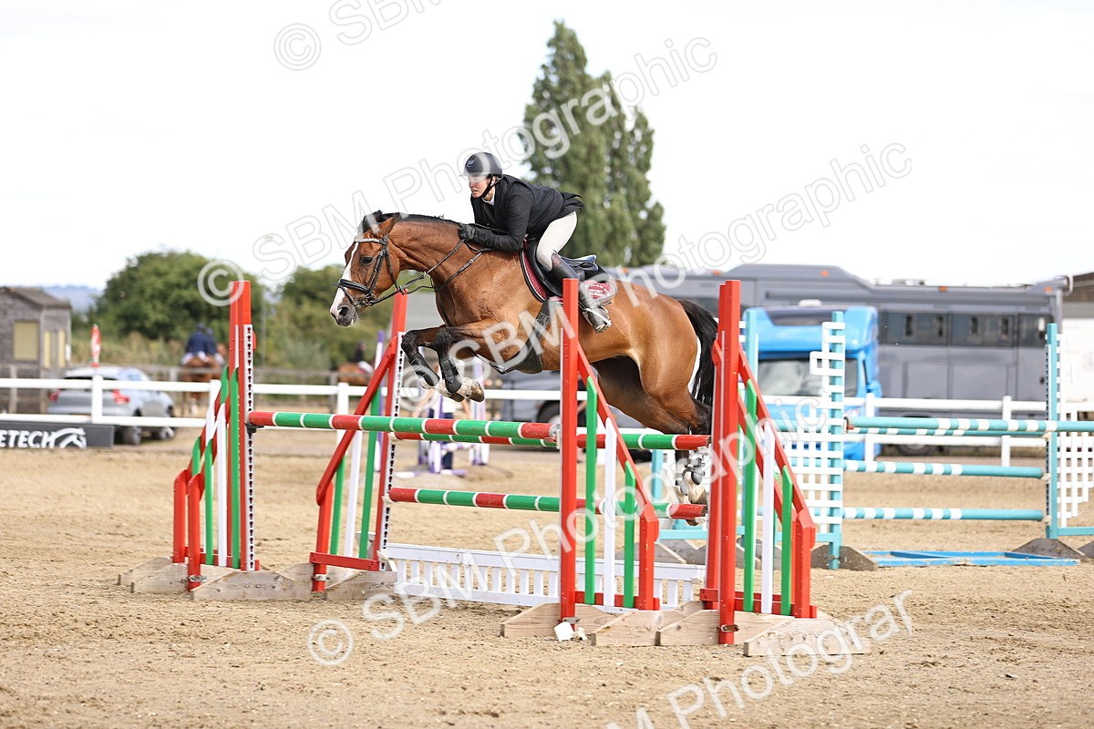 SBM_001389 - Class 7 - Senior 1.15m Open