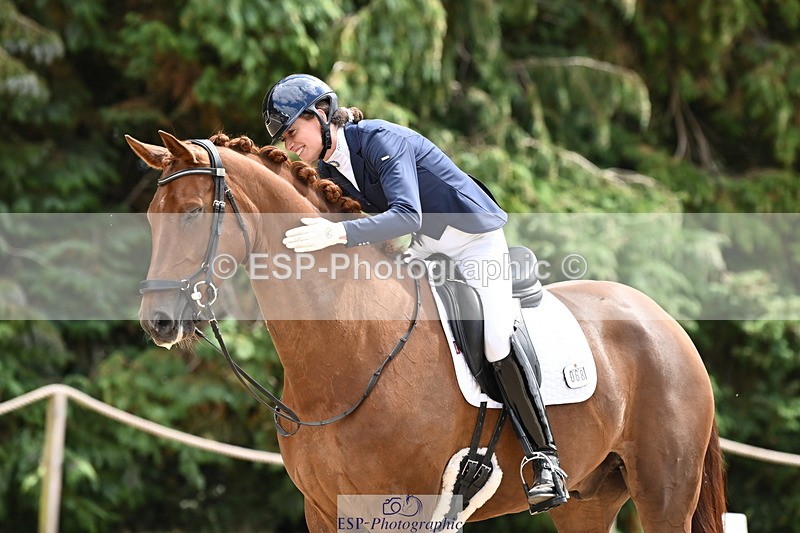 250808A-154547-01591 - 068-Jennifer.CharlestonRoulette.Magic