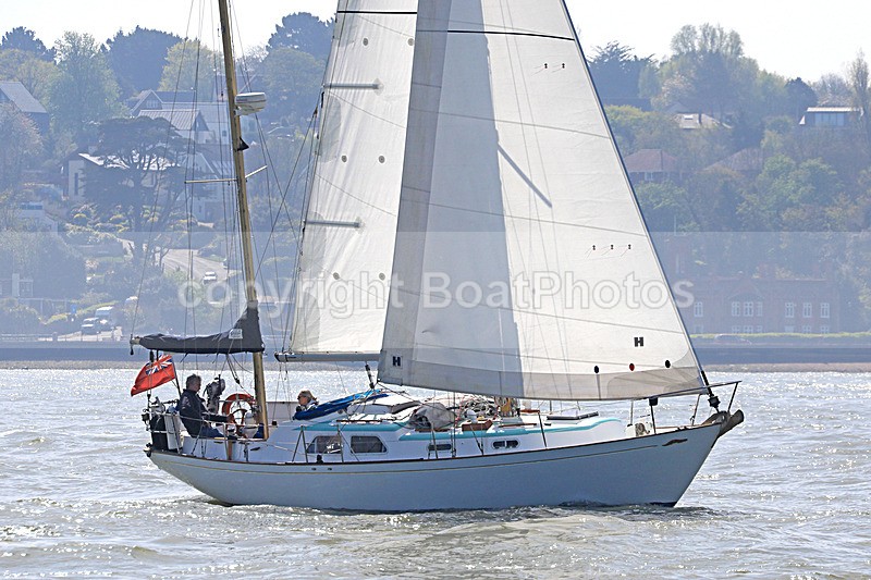 180422 LUTRA II GBR1547Y 1Y3A5822 - Sailboats - monohull