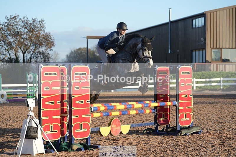 251108-083251-01769 - Cls 9 British Novice and 90cm Open