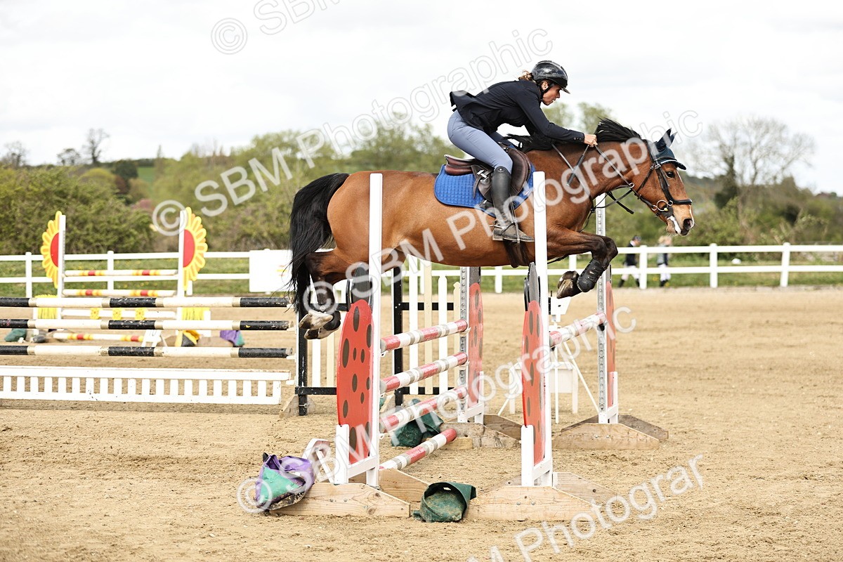 SBM_001301 - Class 4 - Senior Newcomers - 1.10m