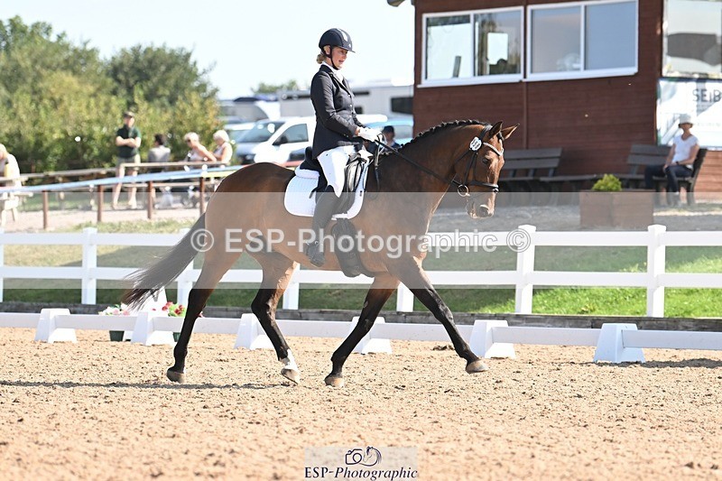 250816-103157-03405 - 058-Abigail.RousellMister.Cadbury