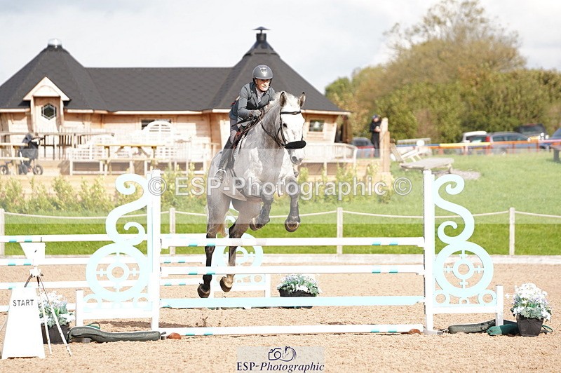 241004A-112740-00228 - Fri 02 Snr 1.05m Open