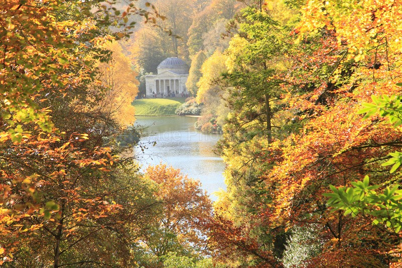 Stourhead gardens during autumn_006 - Wiltshire landscape Photography
