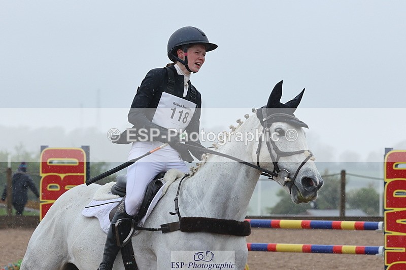 250418-093119-00426 - 118-Poppy.Turriff-LANDSBROOK.FAERIE.TALE