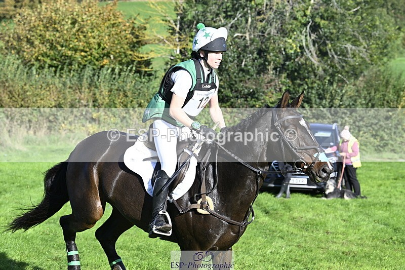 251024A-111017-07355 - A-012-Beth.Hobden