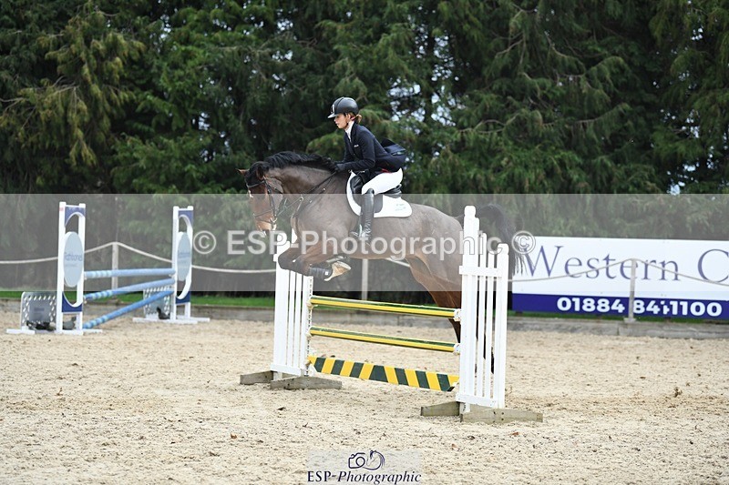 240204-145856-01940 - Cls 3 90cm 12.55 CW to End