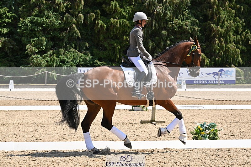 250810A-132634-06629 - Medium SILVER Presentations