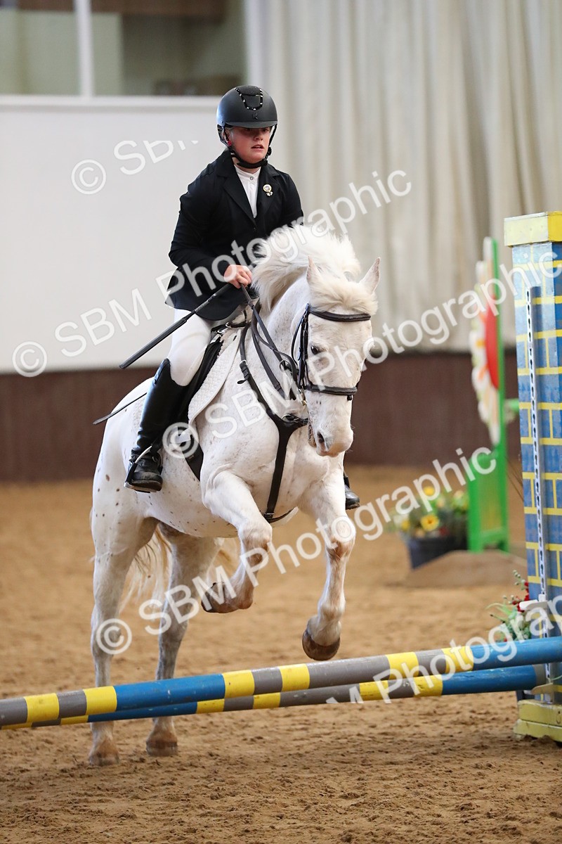 SBM_001147 - Class 3 - Horse & Hound