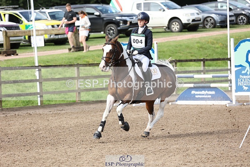 240803-094347-00123 - 004-Bethy_Naylor-Davis-ROCK_MELODY