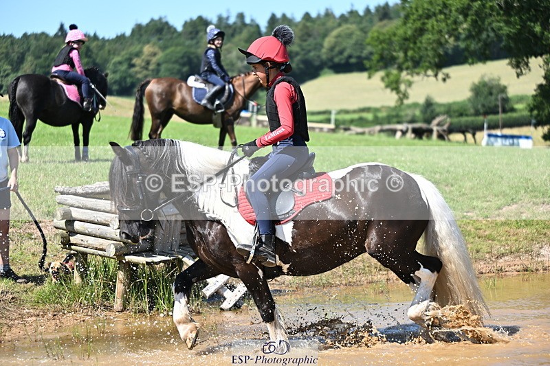 240729B-150147-03011 - Abbie's Group XC