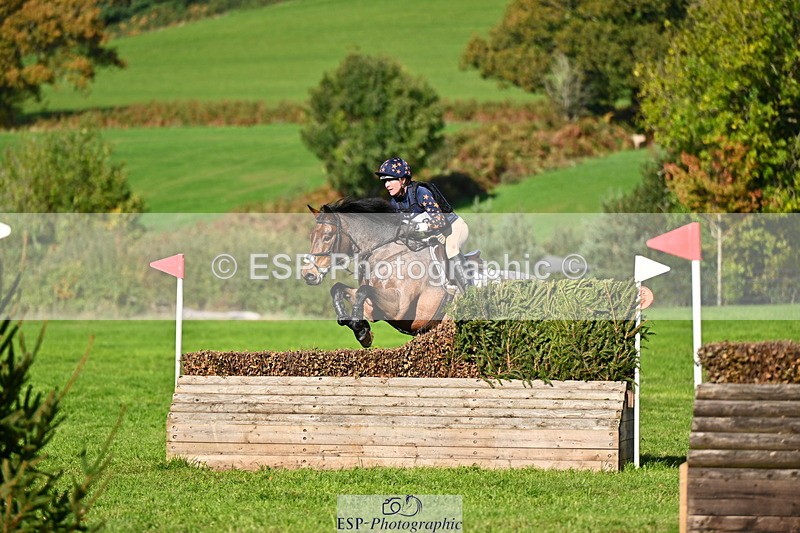 251025A-130738-20176 - F-463-Janine.Paterson