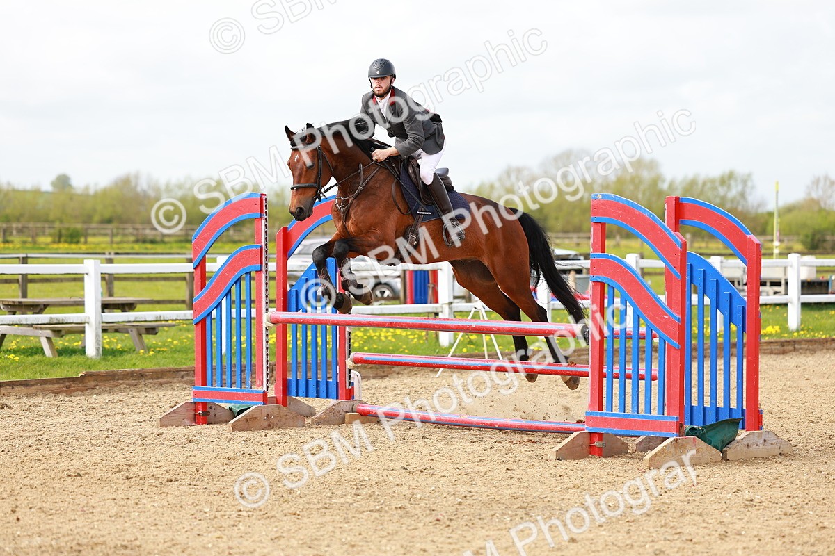 SBM_002132 - Class 9 - Senior Discovery - 1.00m