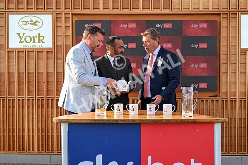 210826-Race 7-Silver Lake-1700 - Race 7 17.20pm Sky Bet EBF Fillies' Handicap