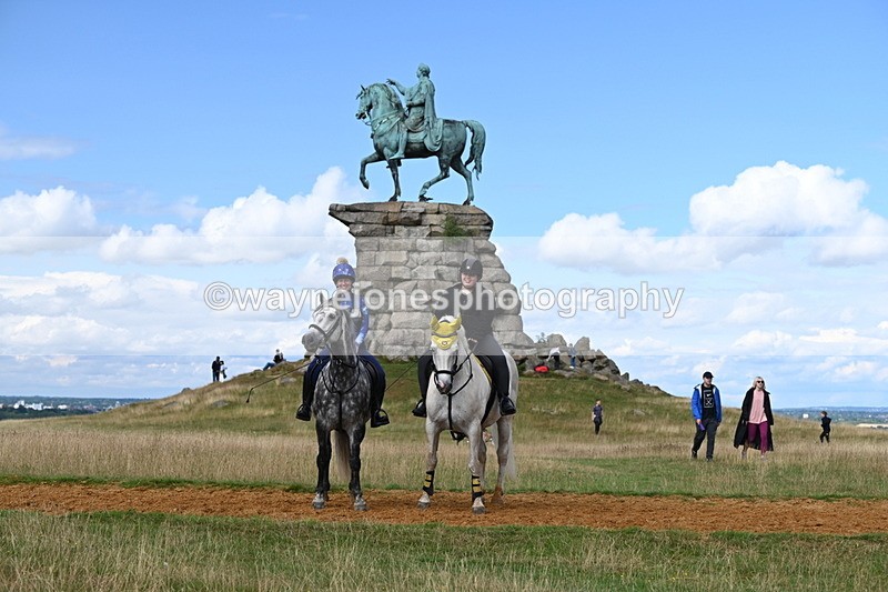 DSC_9918 - Time at Statue 15:11 to 15:58