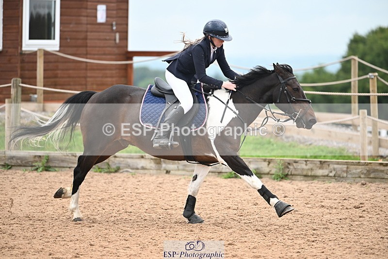 240907A-122637-01621 - Cls 3 Pony Medium Team 80cm & 90cm