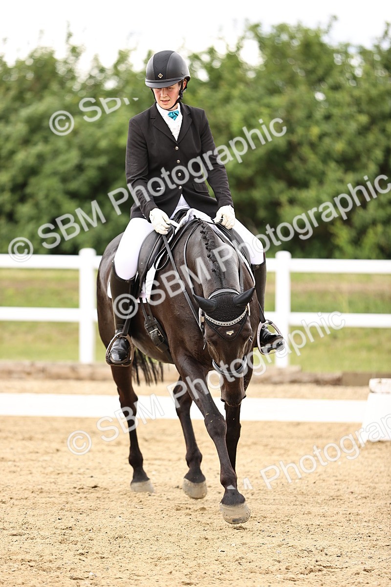 SBM_002052 - Class 2 - Novice 4 - 10.36-11.39