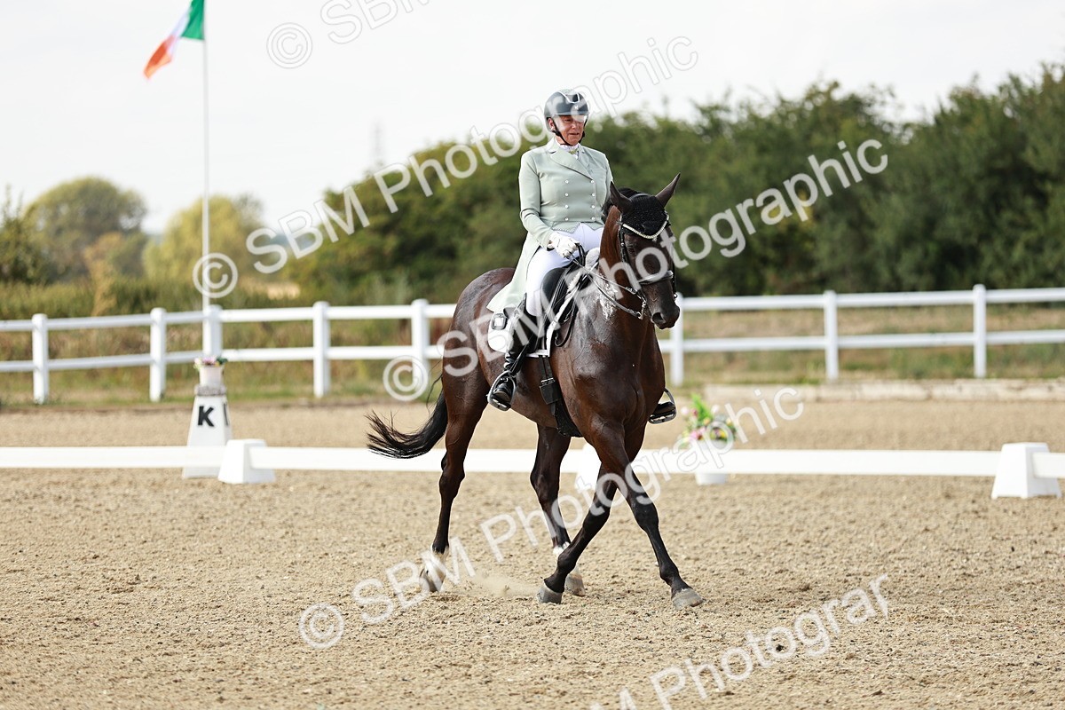 SBM_004627 - Class 10 - FEI Inter 1 Silver