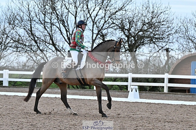 241214-154404-03351 - 138-Tyler.Bradshaw-Igor.VIII