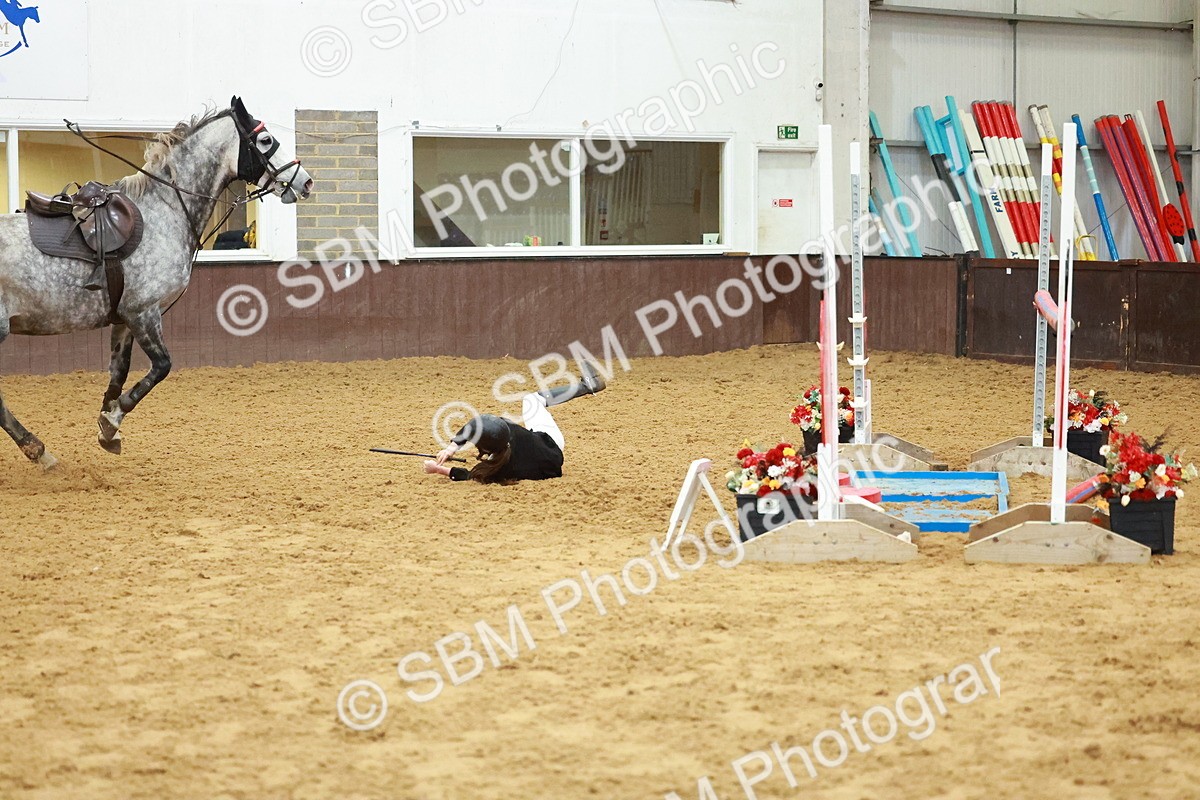 SBM_007352 - Class 19 - Senior Newcomers 1.10m