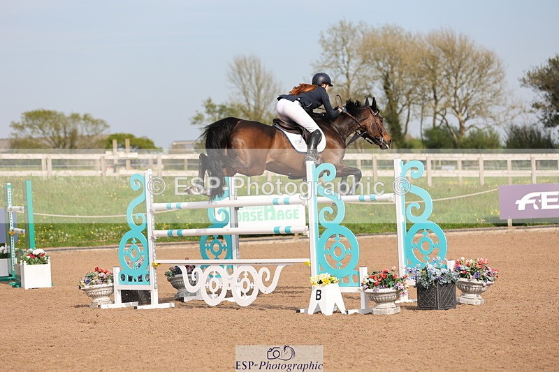 240511A-171131-15237 - Cls 38 National 1.40m Open