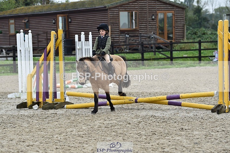 230917-100356-00372 - Cls 01 40cm LR Assisted & unassisted