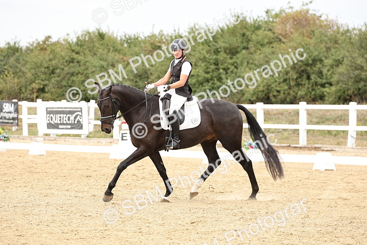 SBM_013271 - Class 3 - Novice 4 - 11.43-12.25