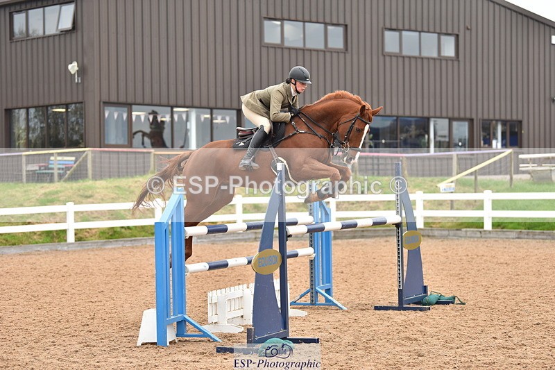 231011A-141130-00663 - Cls 5 Foxhunter & 1.20m Open