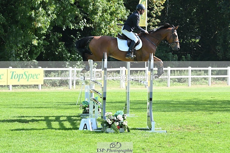230909-111713-05131 - Cls 11 Snr Foxhunter & 1.20m Open