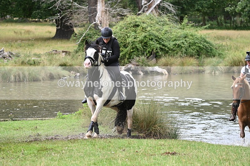 WJ7_2364 - Time at Water 11:14 to 11:36