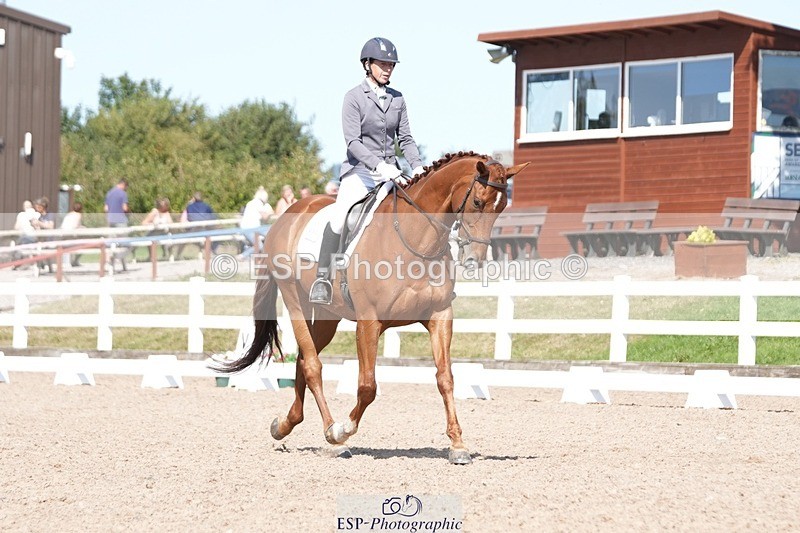 250817-152523-11201 - 203-Anna.JamesVillany