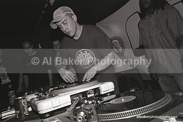 27 - Friends-&-Family @ the-roadhouse 28.06.03