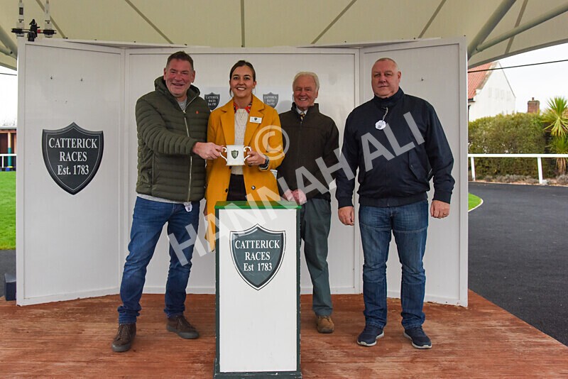 171224-Race 2-Bust A Move-4082 - Race 2